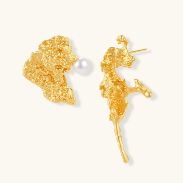 Coralia Pearl Studs
