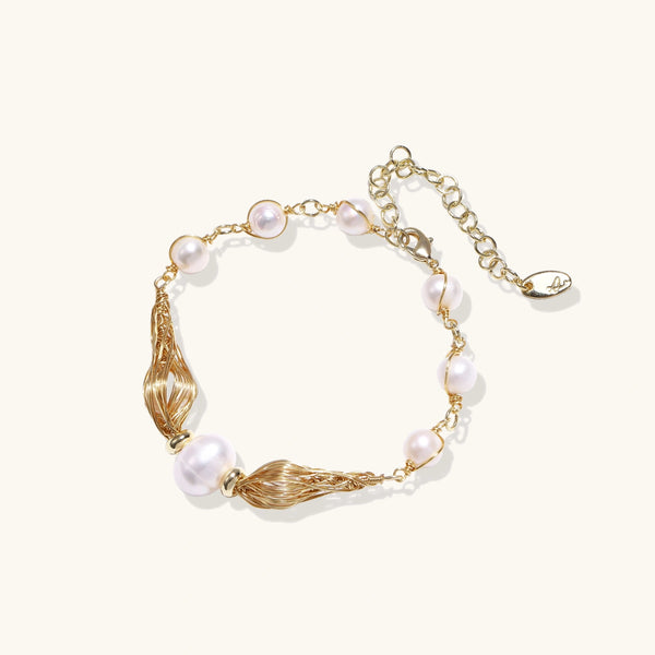Goldwhorl Freshwater Pearl Bracelet