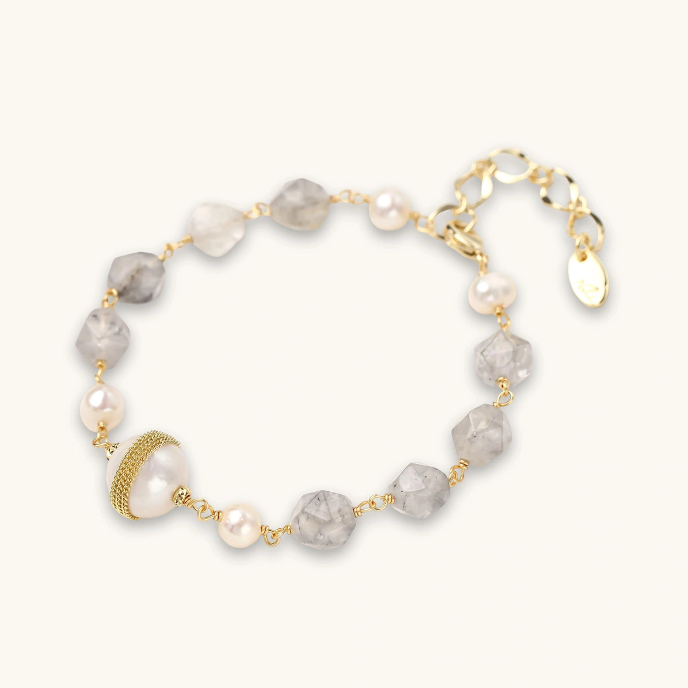 Cloudveil Quartz Pearl Bracelet