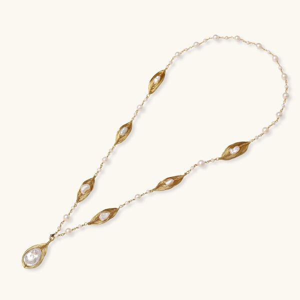 Nestvine Baroque Pearl Necklace