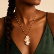 Pearlfoam Wave Necklace